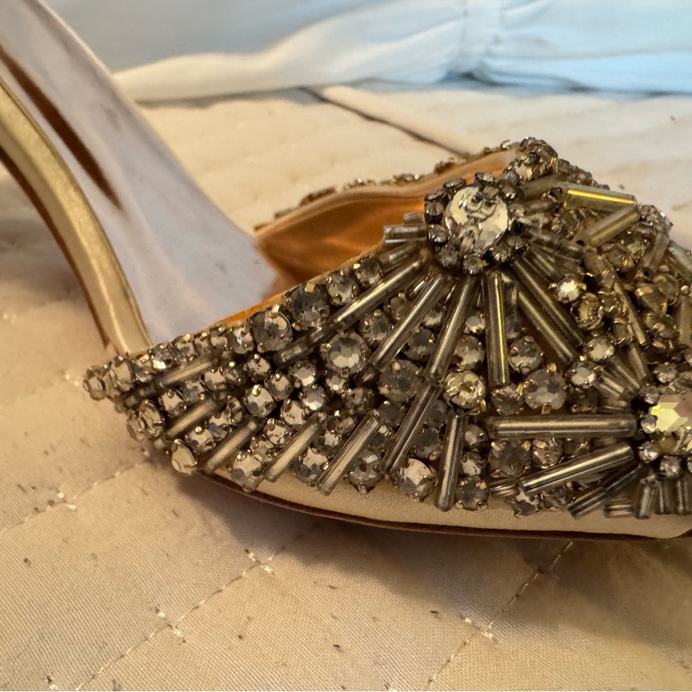 Badgley Mischka Embellished beaded and Rhinestone Size 8.5 Cream Heels - Picture 9 of 15
